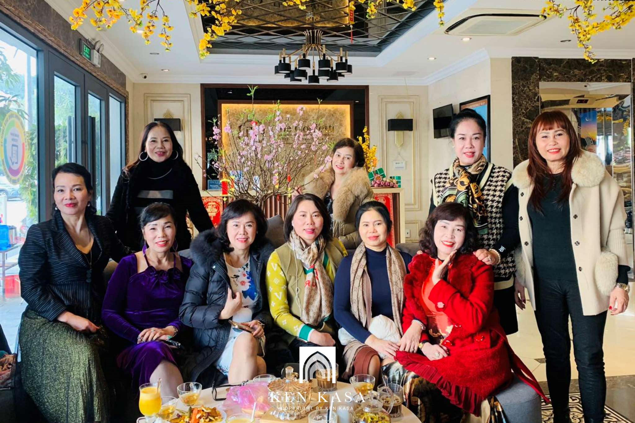 Khách hàng của The Confetti Ha Long Hotel